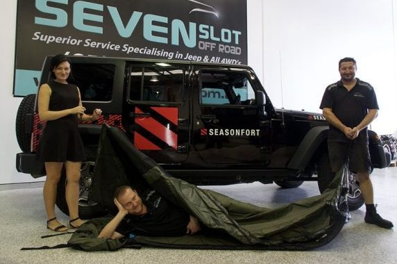 Jeep + SEASONFORT Backpack Bed swag
